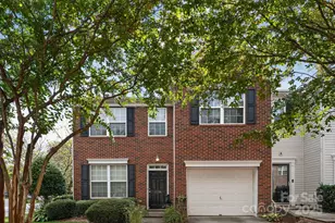 1726 Glenlea Vista Ct, Charlotte, NC 28216 - Photo 1