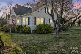 1109 Wildwood Road NE, Lenoir, NC 28645 - Photo 1