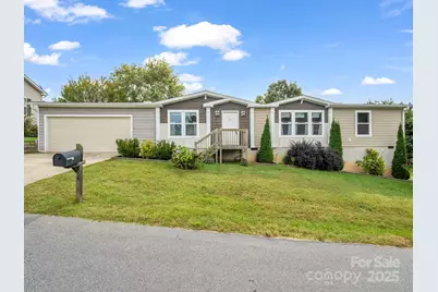 4 N Frederick Lane, Hendersonville, NC 28792 - Photo 1