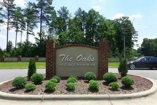 182 Bluewater Dr, Statesville, NC 28677 - Photo 1
