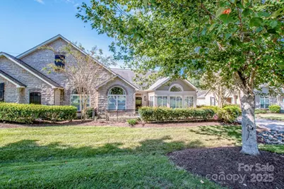 4733 Polo Gate Boulevard, Charlotte, NC 28216 - Photo 1