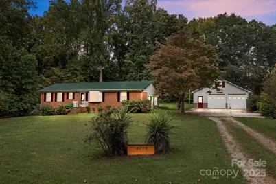 8110 Squirrel Hill Lane, Denver, NC 28037 - Photo 1