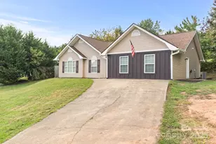 26 Sydney Ln, Asheville, NC 28806 - Photo 1