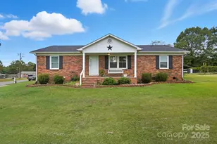 3923 Windwood Dr, Gastonia, NC 28056 - Photo 1