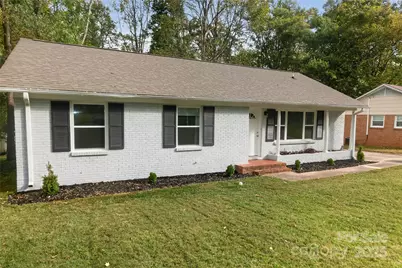 324 Clearbrook Road, Matthews, NC 28105 - Photo 1