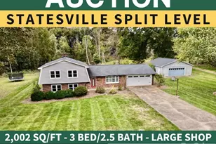 158 W Meadowview Dr, Statesville, NC 28625 - Photo 1