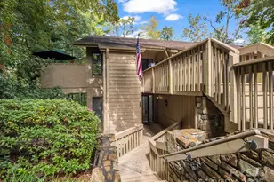 405 N Scarlet Oak Ln, Hendersonville, NC 28791 - Photo 1