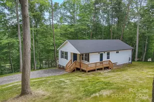 10 Fairbluff Ln, Candler, NC 28715 - Photo 1