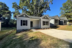 1215 1/2 Mountain Ave, Gastonia, NC 28052 - Photo 1