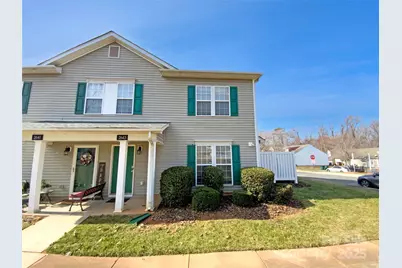 2643 Meadow Knoll Drive, Charlotte, NC 28269 - Photo 1