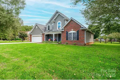 1472 Sweetbriar Lane, Hickory, NC 28602 - Photo 1