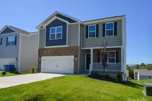 584 Country Oak Dr, Asheville, NC 28804 - Photo 1