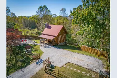 1580 W Tate Street, Marion, NC 28752 - Photo 1