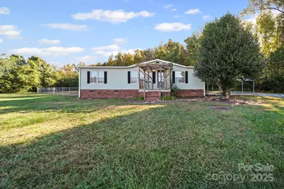 40149 Eagle Head Court, New London, NC 28127 - Photo 1