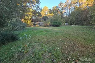 8752 Pine Tree Cir, Charlotte, NC 28278 - Photo 1