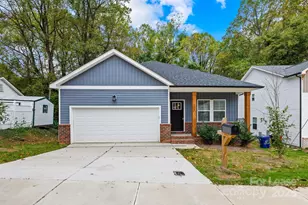 354 W Moore Ave, Mooresville, NC 28115 - Photo 1