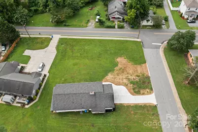 000 S Justice Street #C, Hendersonville, NC 28739 - Photo 1