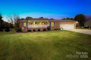 115 Morrison Creek Rd, Statesville, NC 28625 - Photo 1