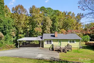 395 Walker St, Columbus, NC 28722 - Photo 1