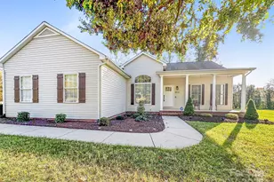 3010 Eastway Dr, Statesville, NC 28625 - Photo 1