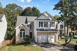 2016 Sablewood Dr, Charlotte, NC 28205 - Photo 1