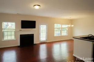 2415 Alyssa Ln, Charlotte, NC 28208 - Photo 1