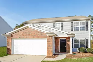 4018 Larkhaven Village Dr, Charlotte, NC 28215 - Photo 1