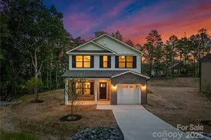 3923 Oakwood Rd, Charlotte, NC 28269 - Photo 1