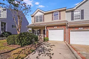 628 Fountain Ct, Fort Mill, SC 29715 - Photo 1