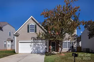 608 Wrayhill Dr, Charlotte, NC 28262 - Photo 1