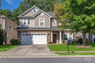 15635 Normans Landing Dr, Charlotte, NC 28273 - Photo 1