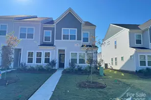 4720 Lakeview Rd, Charlotte, NC 28216 - Photo 1