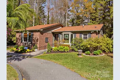 181 Surry Lane, Hendersonville, NC 28791 - Photo 1