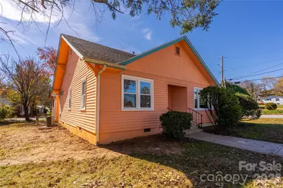 422 Hebron Road, Hendersonville, NC 28739 - Photo 1