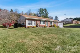 55 Cataberry Ln, Burnsville, NC 28714 - Photo 1
