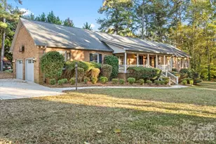 1061 Fairway Dr, Kannapolis, NC 28081 - Photo 1