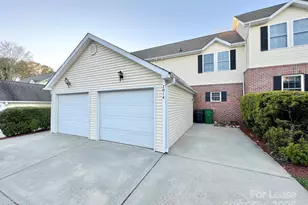 7014 Elm Hill Ct, Charlotte, NC 28217 - Photo 1