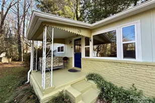 25 Sweet Clover Ln, Hendersonville, NC 28739 - Photo 1