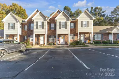 1096 22nd Street NE #303, Hickory, NC 28601 - Photo 1