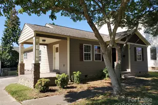 350 Melbourne Ct, Charlotte, NC 28209 - Photo 1