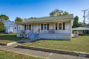 230 Cedar St, Winnsboro, SC 29180 - Photo 1