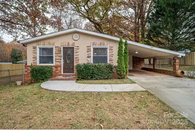 164 8th Avenue SW, Conover, NC 28613 - Photo 1