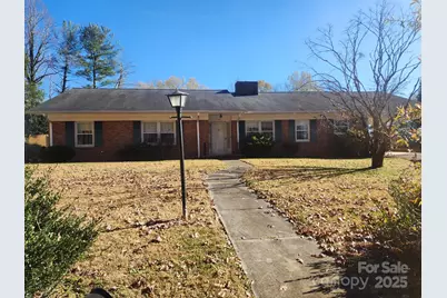 214 Robinwood Circle, Lenoir, NC 28645 - Photo 1