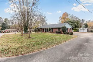 704 Marion St, Kings Mountain, NC 28086 - Photo 1