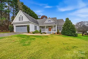 5207 Birchleaf Ln, Claremont, NC 28610 - Photo 1