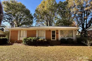 3413 Merrill Pl, Charlotte, NC 28216 - Photo 1