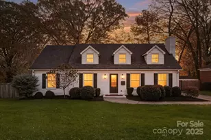 4419 Longwood Dr, Charlotte, NC 28209 - Photo 1