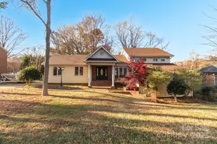 16425 Grapperhall Dr, Huntersville, NC 28078 - Photo 1