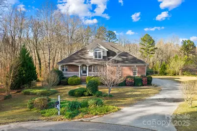 1038 S Devonpark Place, Salisbury, NC 28147 - Photo 1