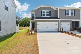 8040 Hidden Spgs Trl, Charlotte, NC 28216 - Photo 1